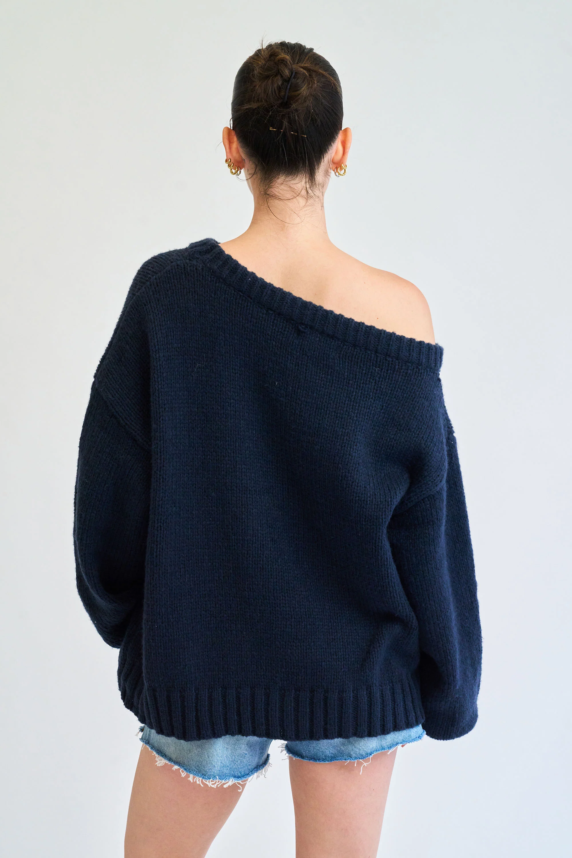 Banks Sweater - Image 4