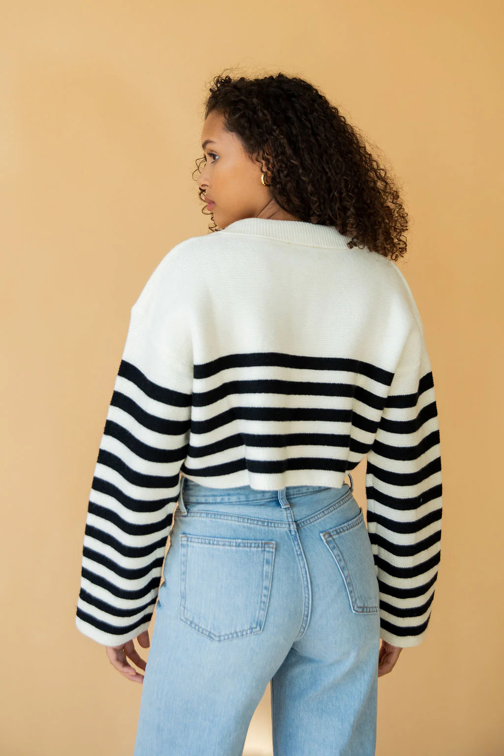 Elliot Sweater in White - Image 5