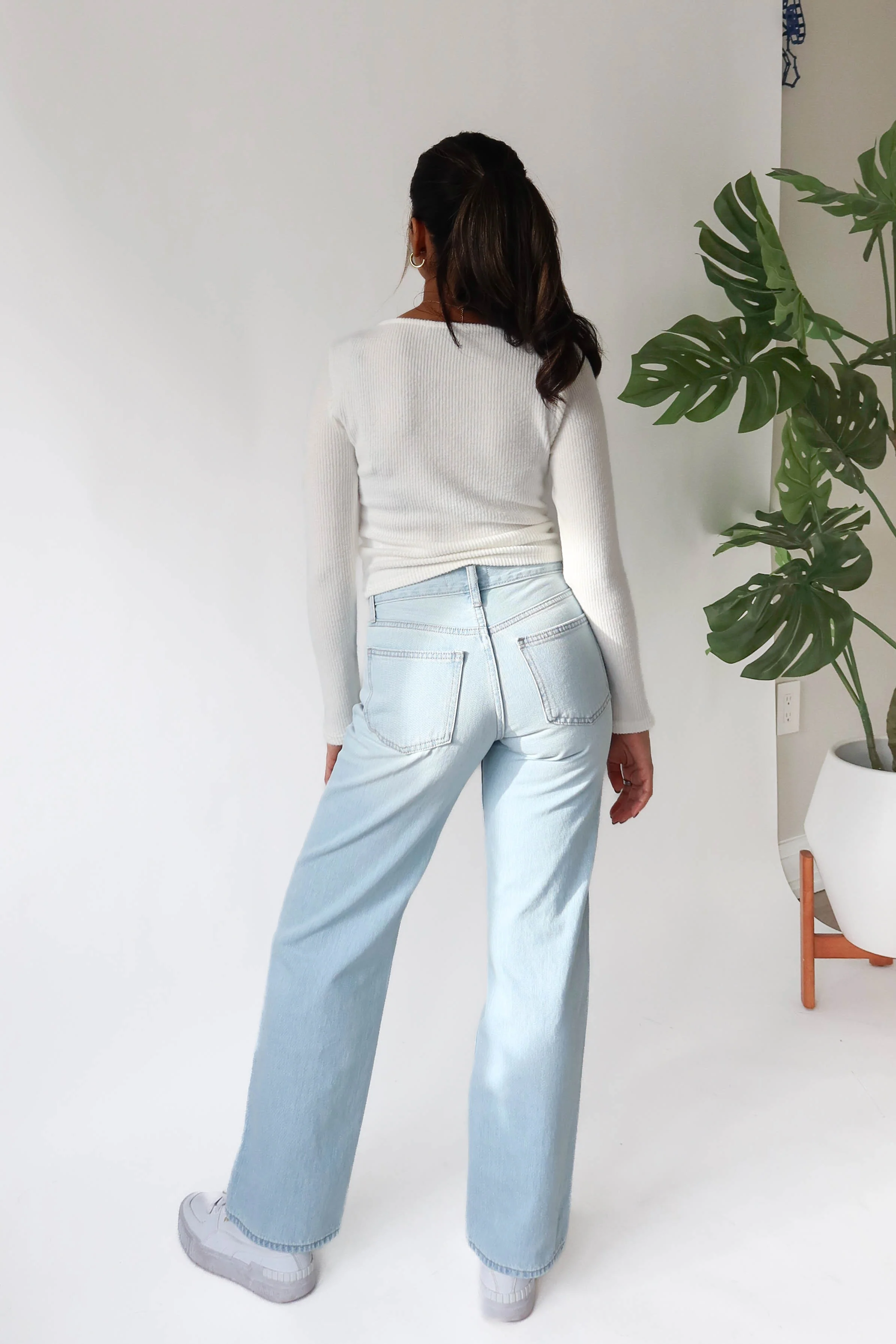 Halston Jeans - Image 4