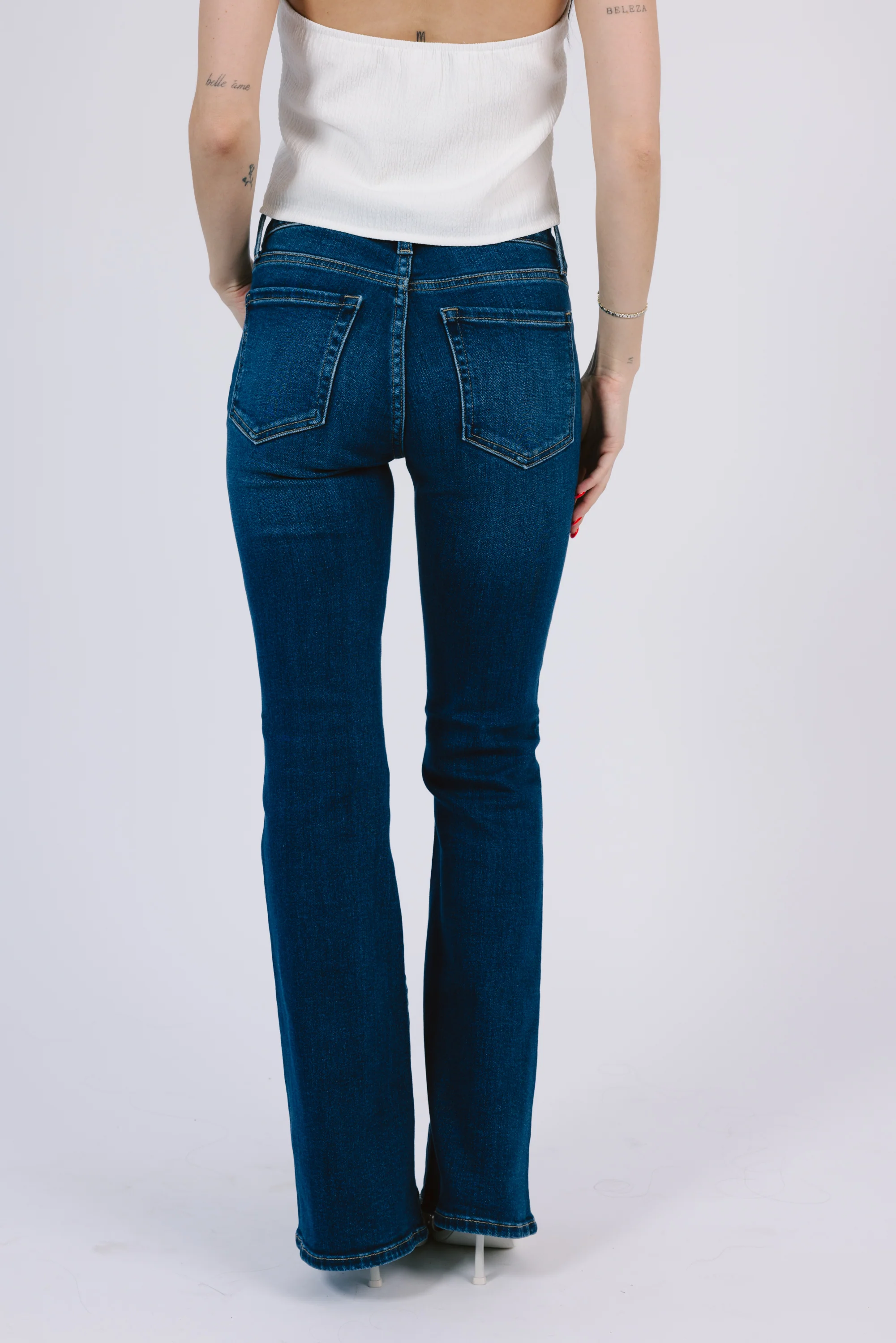 Kendall Jeans in Dark Wash - Image 4