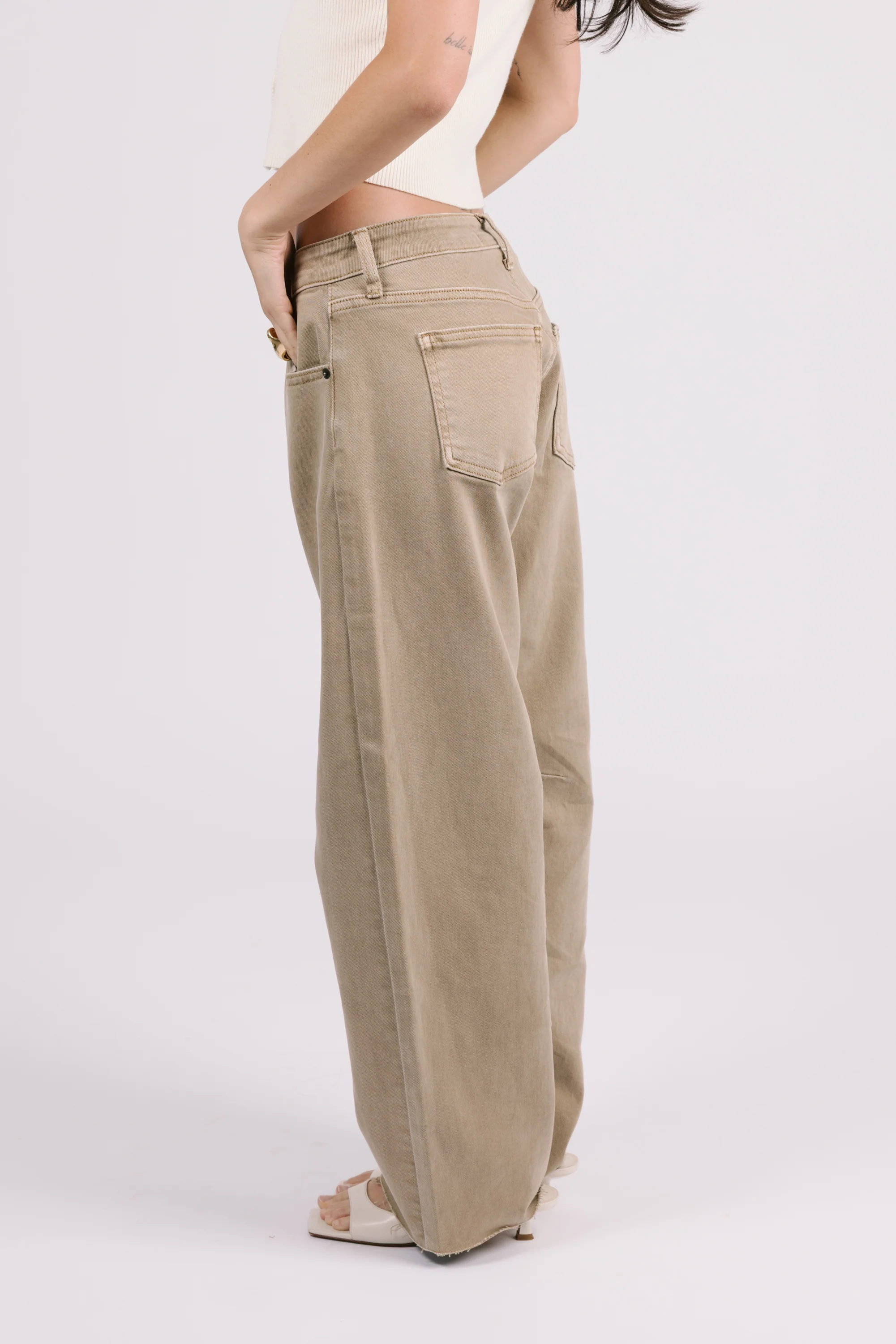 Rae Jeans in Khaki - Image 4